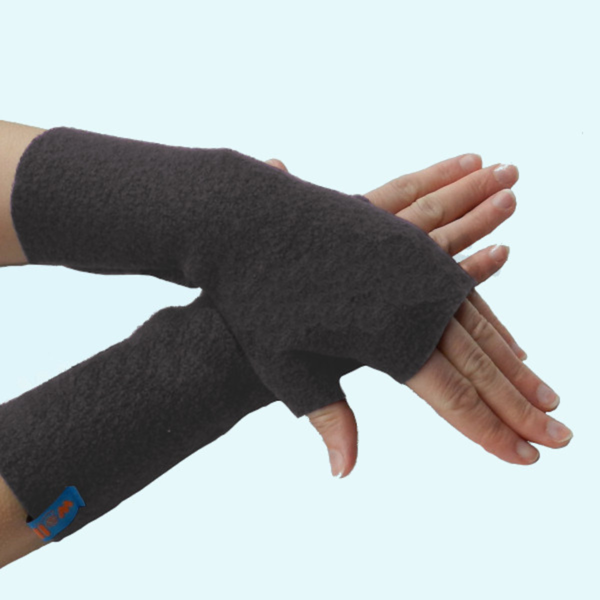 Dicke doubleface Pulswärmer für Damen aus 100% Wollwalk - Wollkids Warme doubleface Pulswärmer für Damen aus 100% Wollwalk von Wollkids