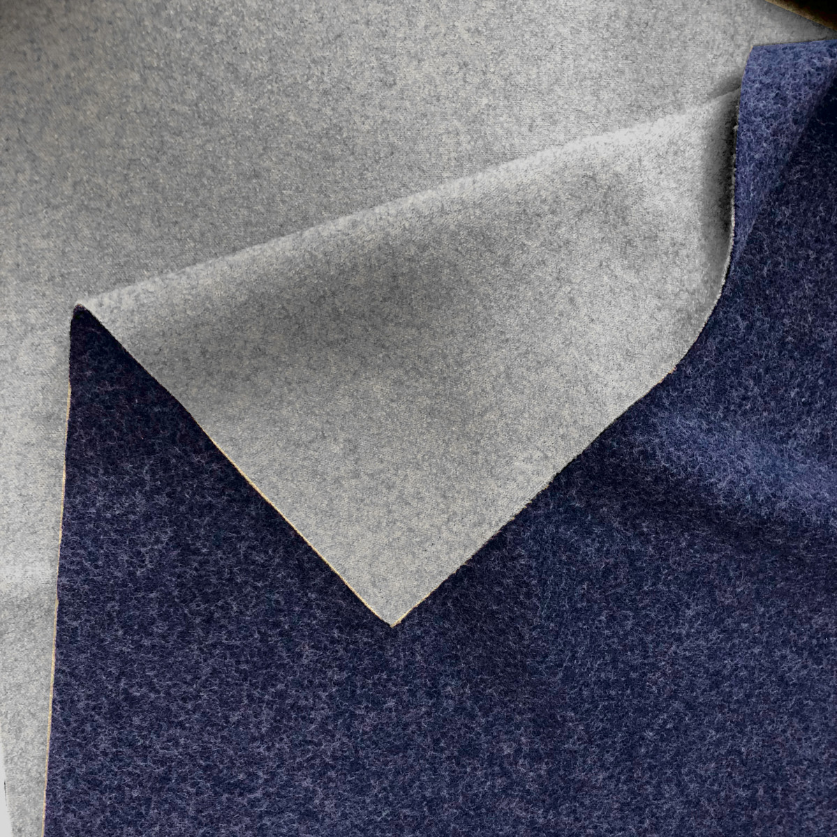 Wollkids Kinder Wollwalkjacke doubleface 100% Merinowolle mit Reißverschluss & Kapuze